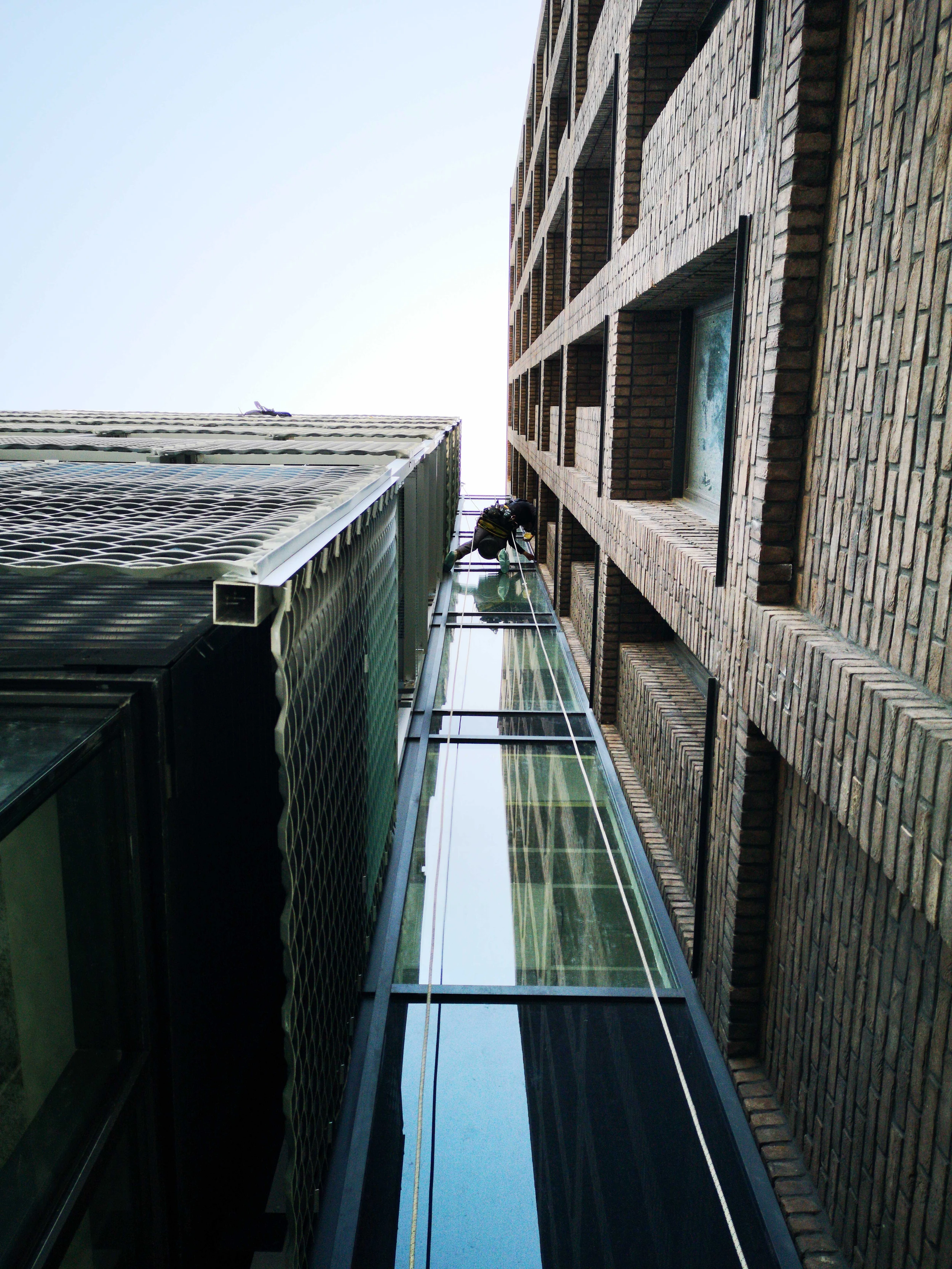 Étanchéité et vitrage en hauteur sur l’îlot P11